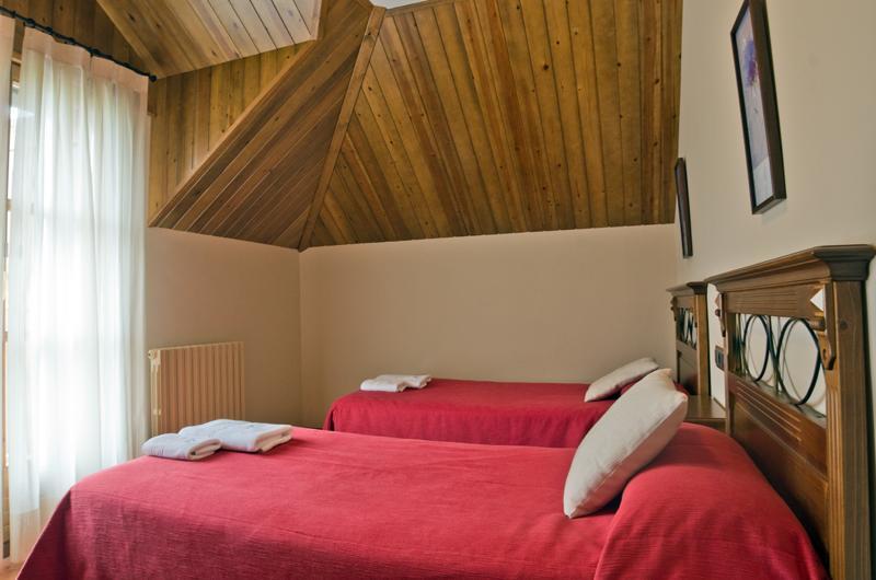 Apartamentos Casa Lavedan Tramacastilla de Tena Extérieur photo