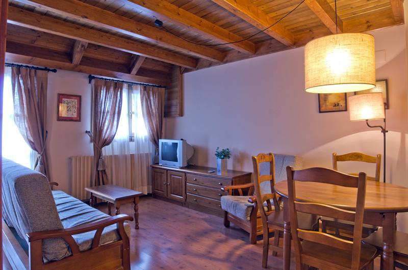 Apartamentos Casa Lavedan Tramacastilla de Tena Extérieur photo